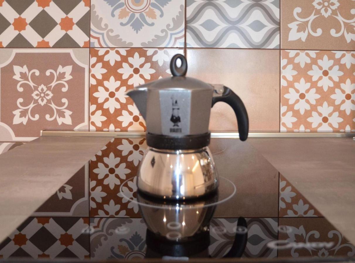 Apice La Casa In Piazza B&B 외부 사진